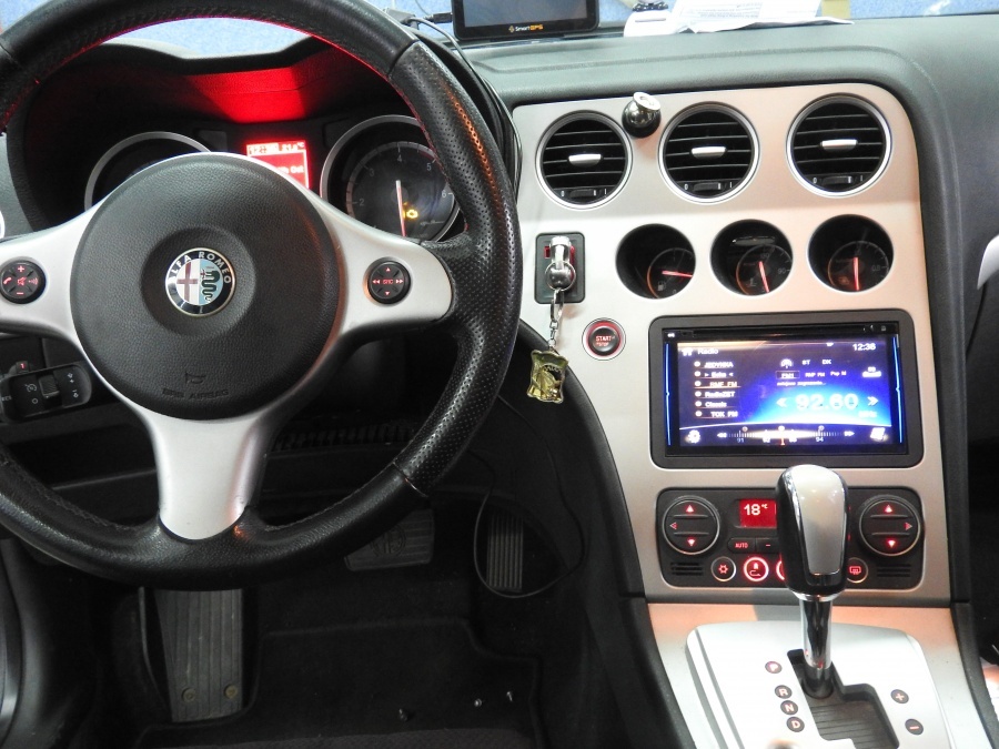 Alfa Romeo.jpg